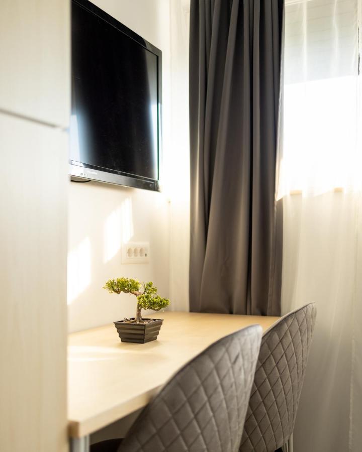 Apartments Trzin-Mlake W Free Parking Exterior foto
